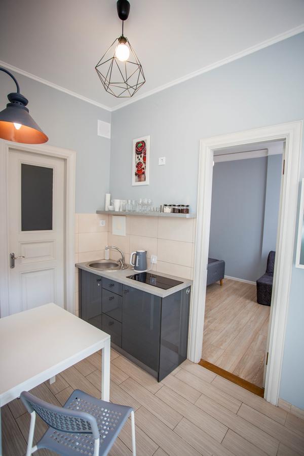 Snizhna 4 Apartman Lviv Kültér fotó