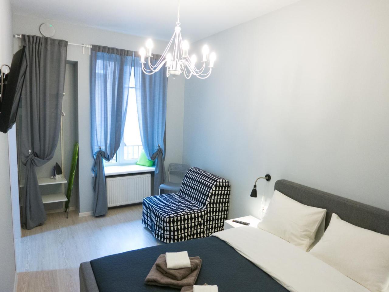 Snizhna 4 Apartman Lviv Kültér fotó