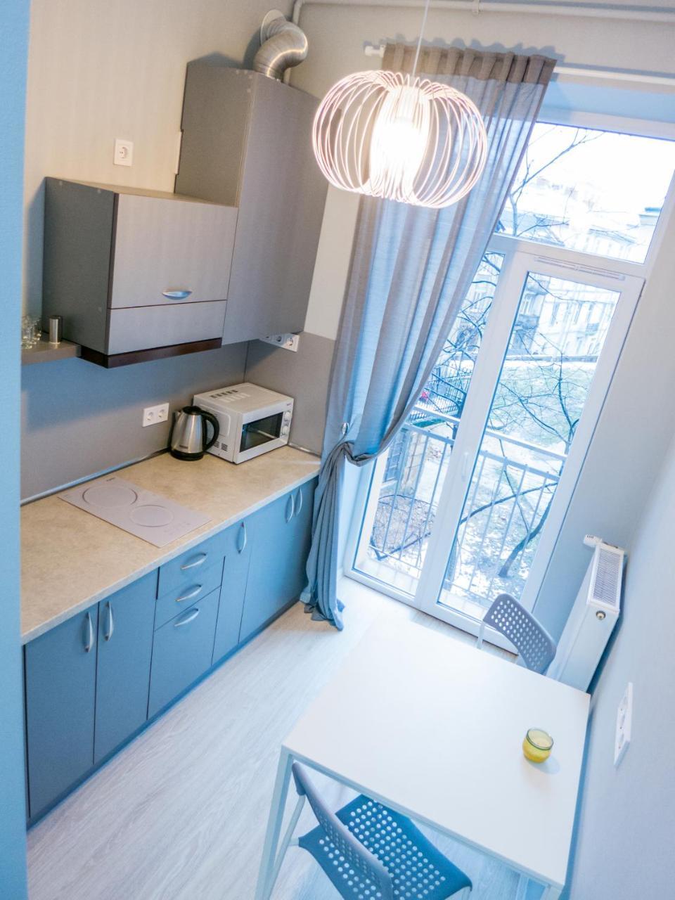 Snizhna 4 Apartman Lviv Kültér fotó